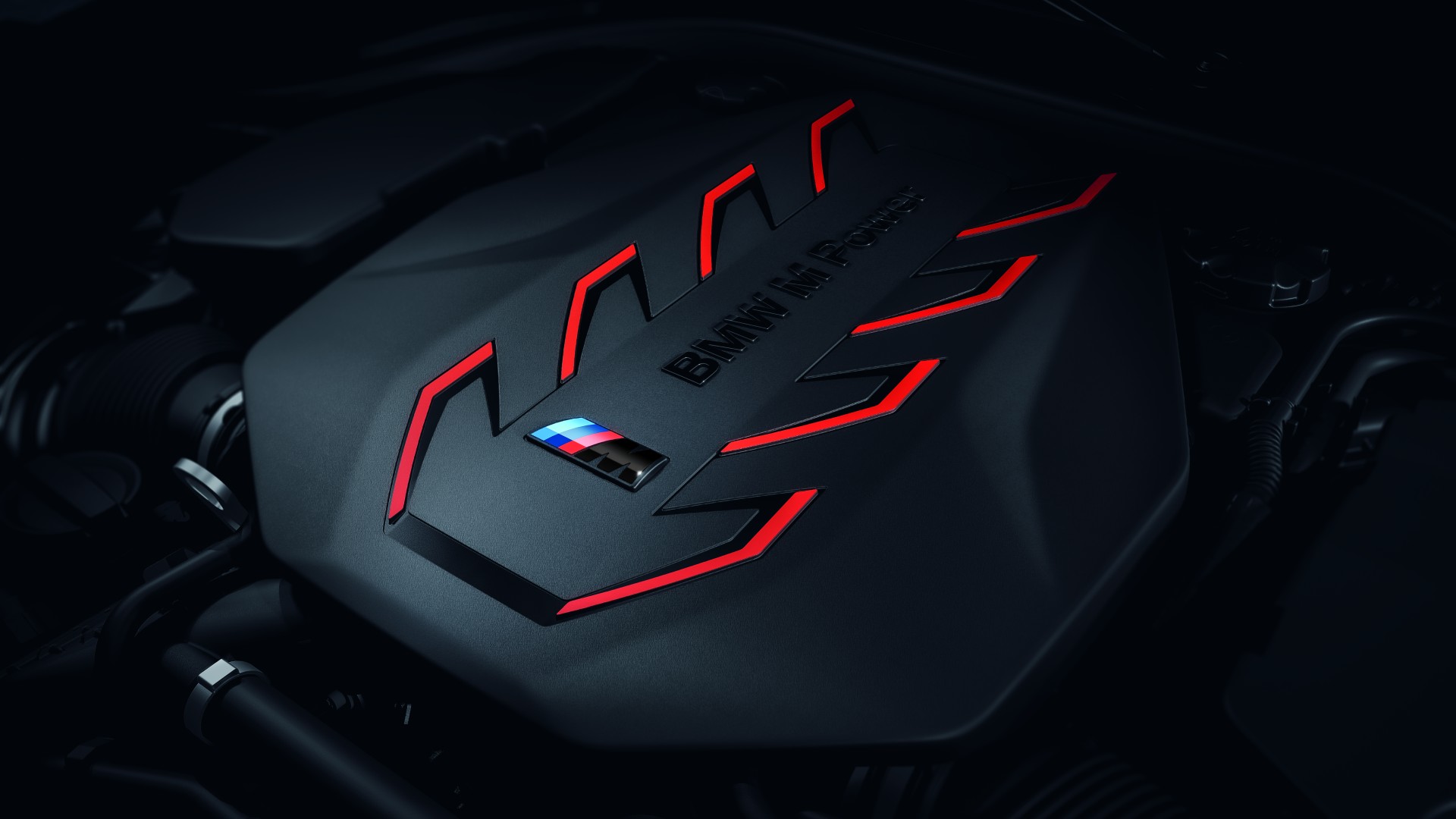 V8 engine of the BMW M5 Touring