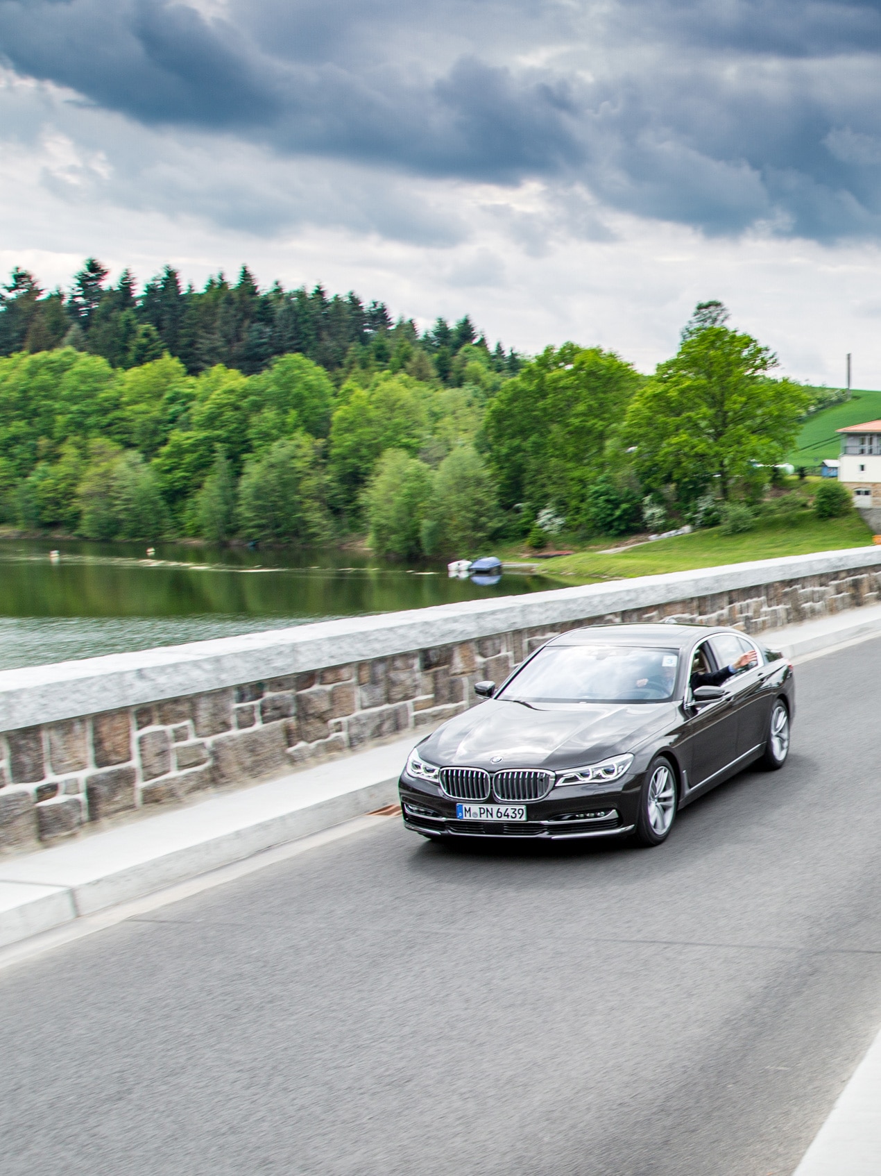 BMW CUSTOMISED EXPERIENCE - Limitless driving pleasure.