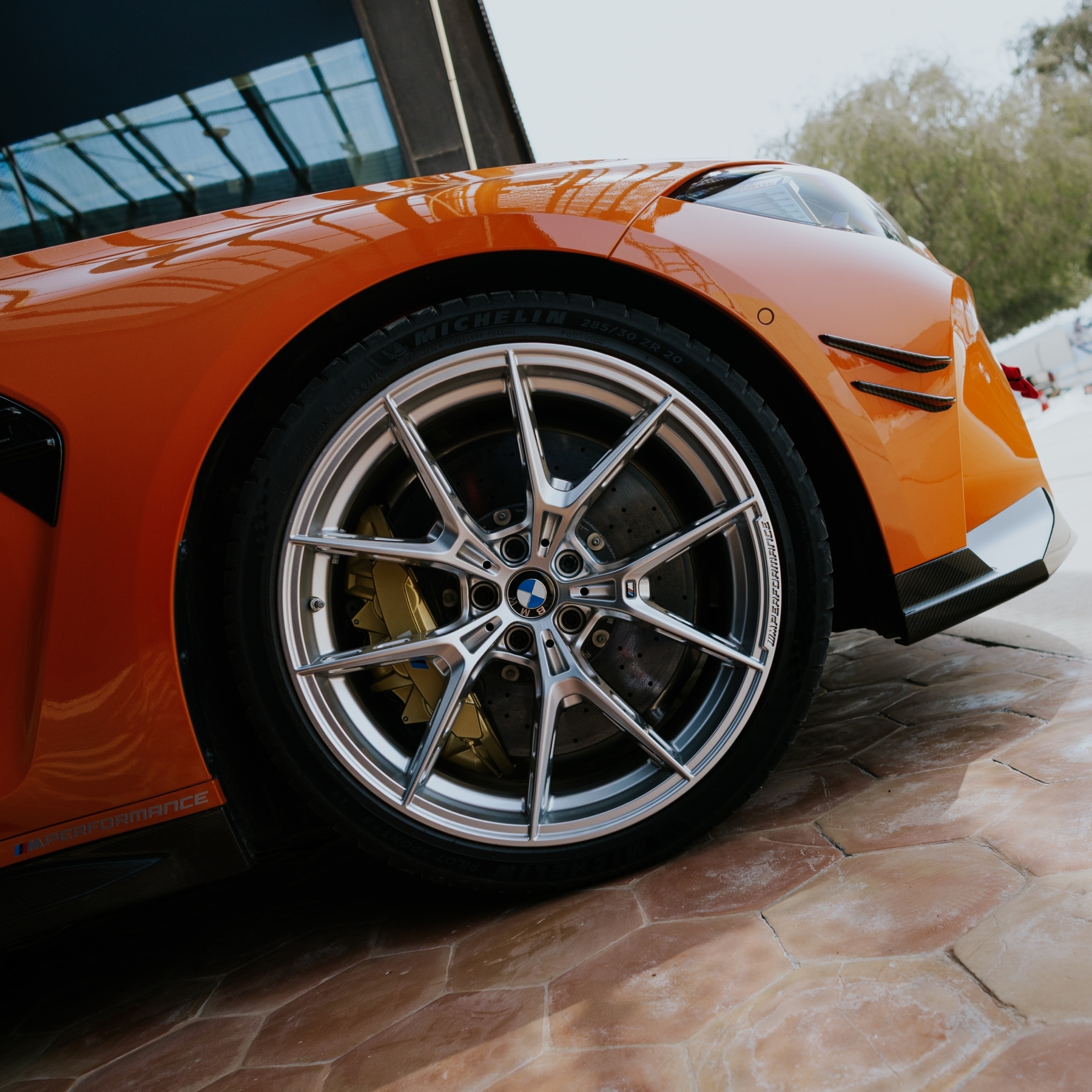 BMW M3 Competition Touring mit BMW M Performance Parts Rad