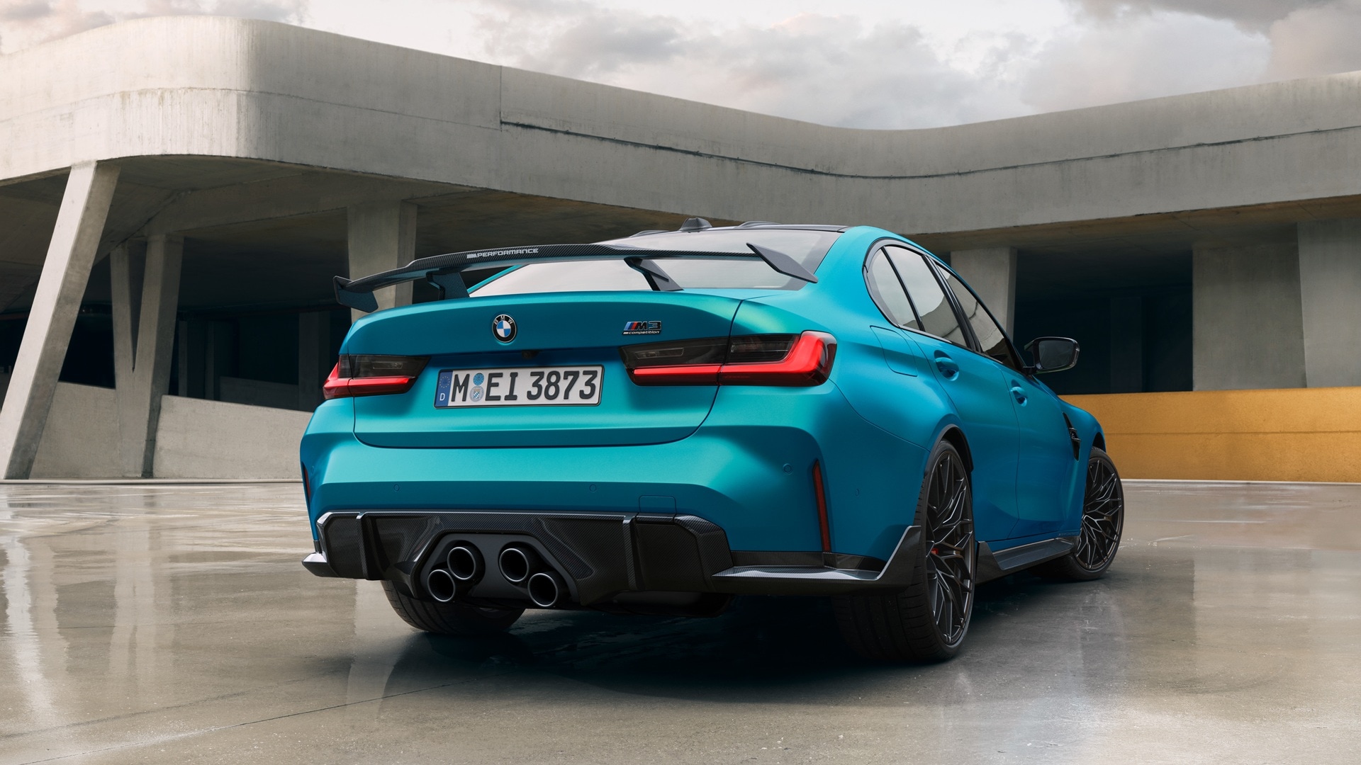 BMW M3 Limousine mit M Performance Parts