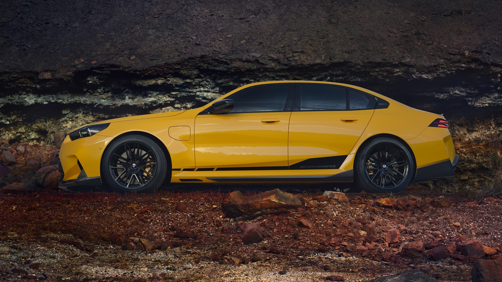 BMW M5 Limousine mit M Performance Parts