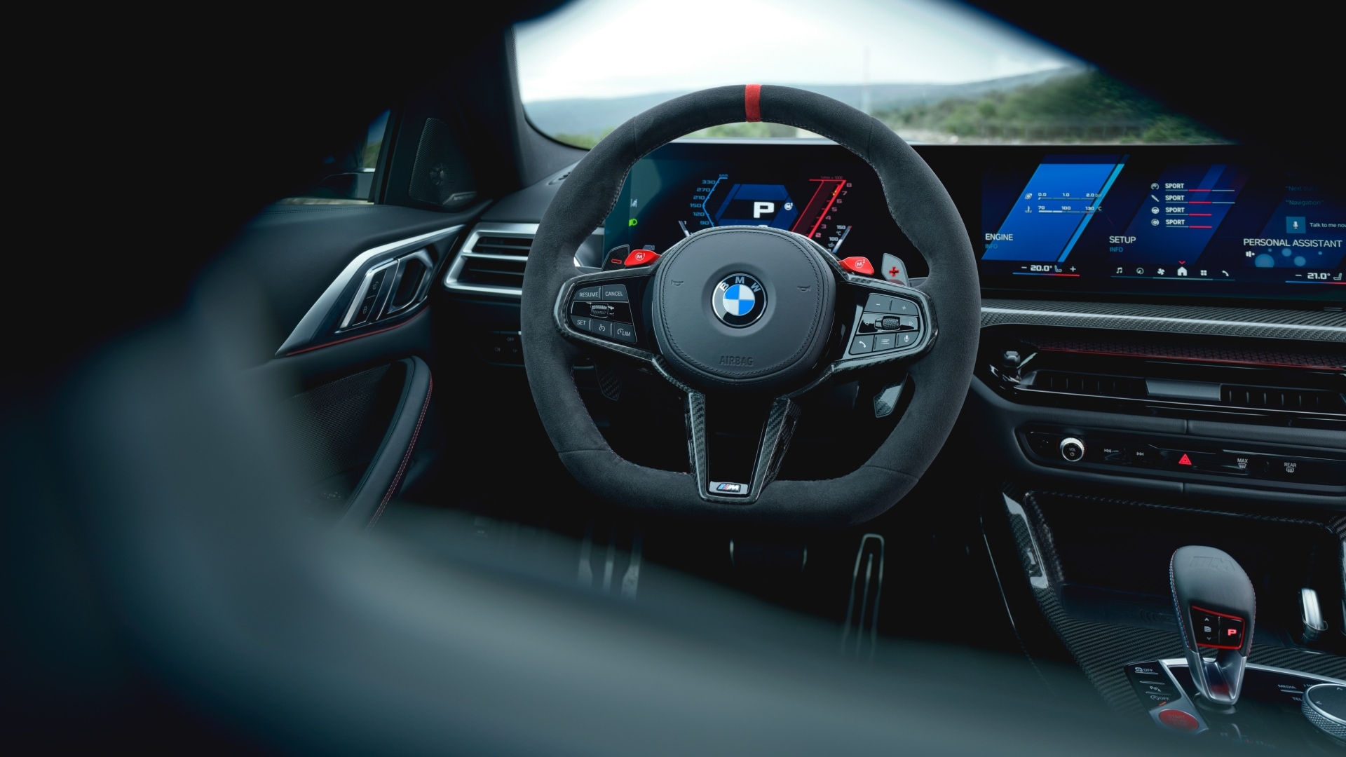 M ALCANTARA STEERING WHEEL.