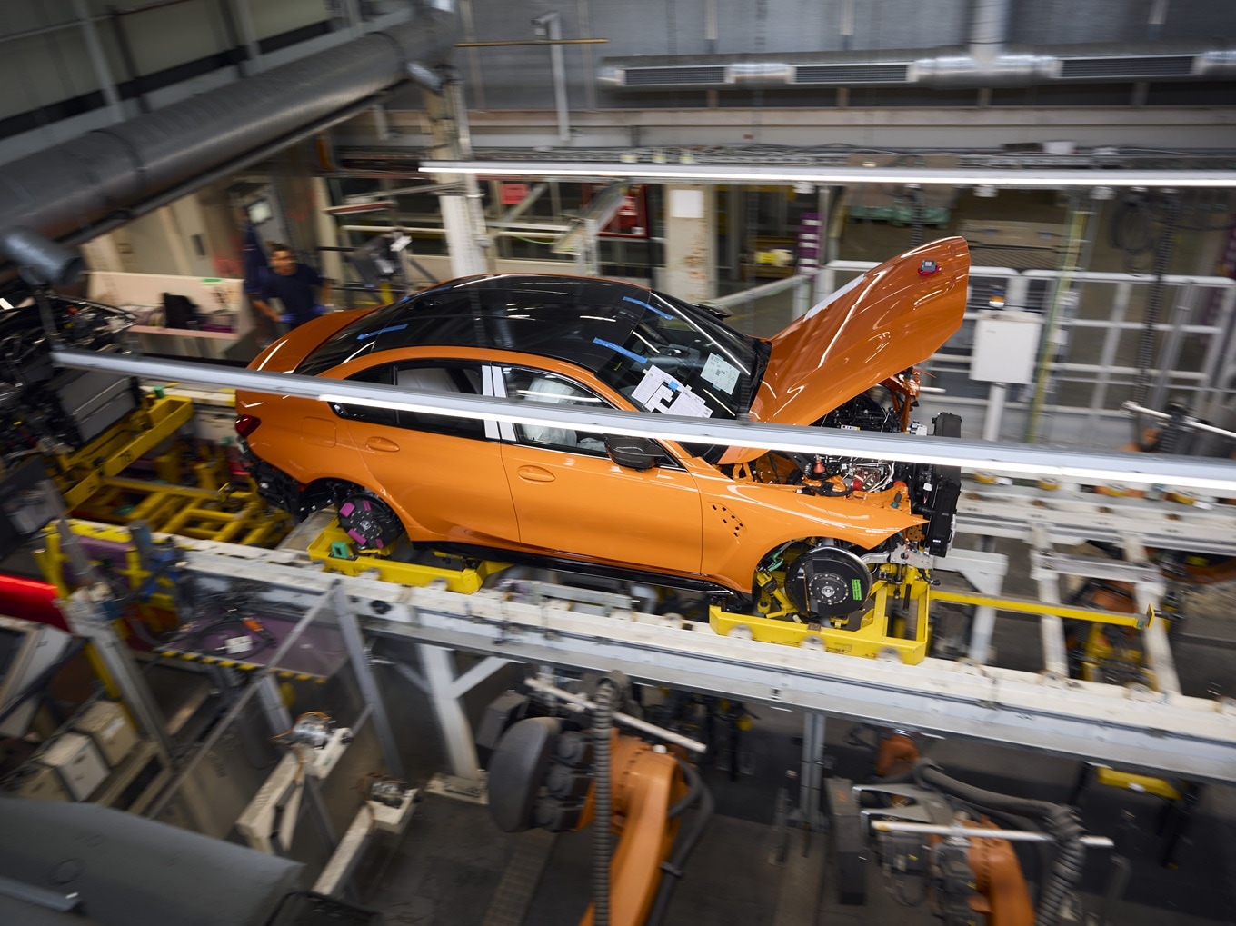 Production of the anniversary car at the main plant in Munich.